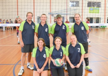 port-lincoln-volleyball-team great whites 2 (2)